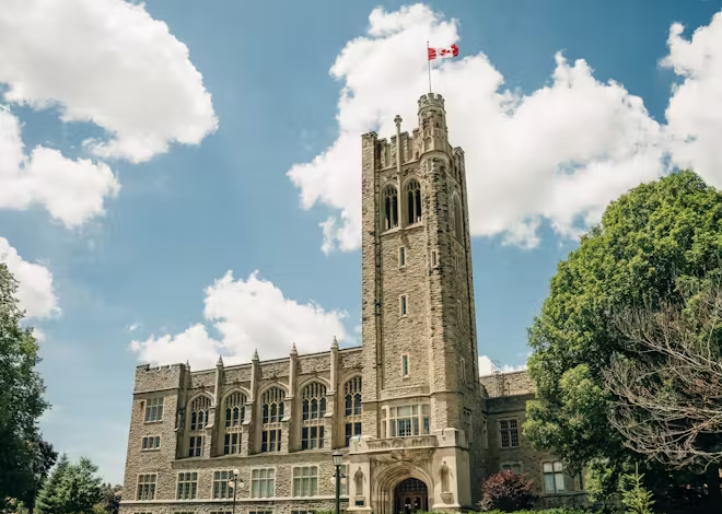 Best Universities in Canada UK and USA for MBA Programs (2025)